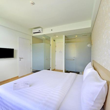 Whiz Prime Hotel Sudirman Cilacap Extérieur photo