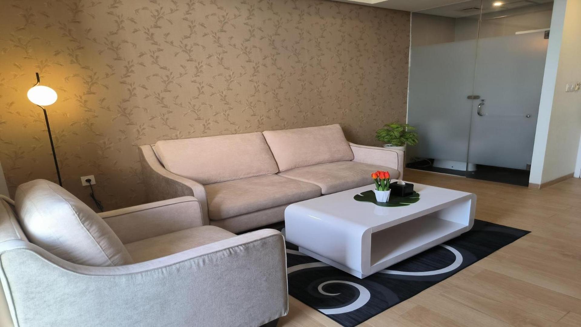 Whiz Prime Hotel Sudirman Cilacap Extérieur photo